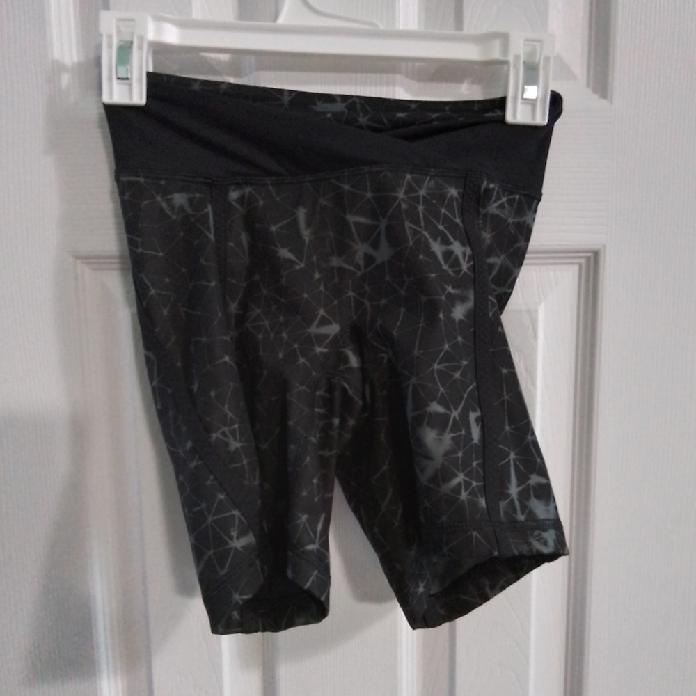 lululemon athletica Black Geometric Bike Shorts